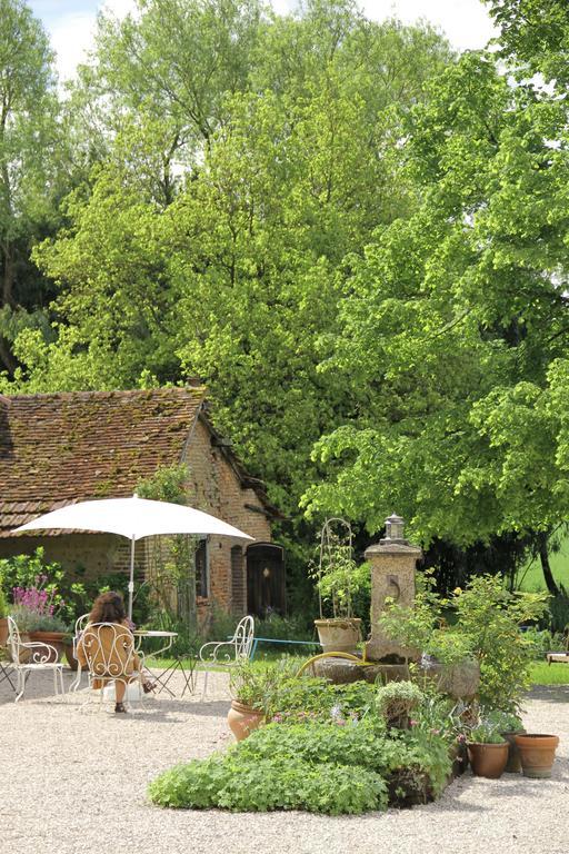 La Ferme De Marie Eugenie Bed and Breakfast Bruailles Εξωτερικό φωτογραφία